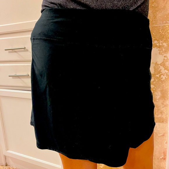 Tennis/pickleball skirt. Black. Small. Comfortable. Like new. - Picture 1 of 4